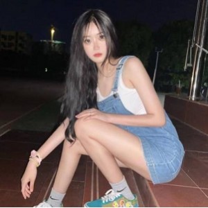 水灵美女大合集，足摄林峰主演，90G资源，小脚妹子齐聚