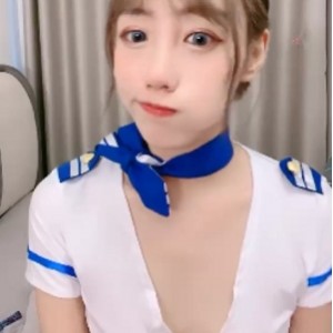 国服少女小怡：反差女友，50个视频总32.9G，收藏狂潮席卷百度和ED2K