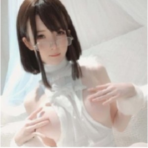 浮力姬一小央泽推特视频合集：超美无删减，主要作品集锦