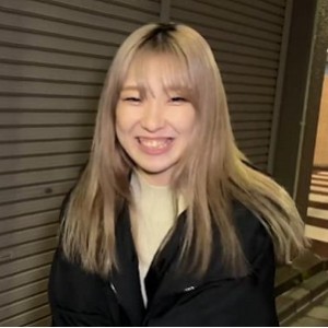 岛国博主精彩作品合集：敢问敢答，微友码下载，尽享视听盛宴