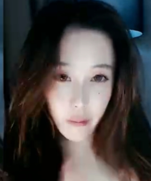 虎牙小虾虾：两弹6v936m，精彩视频收藏百度搜索