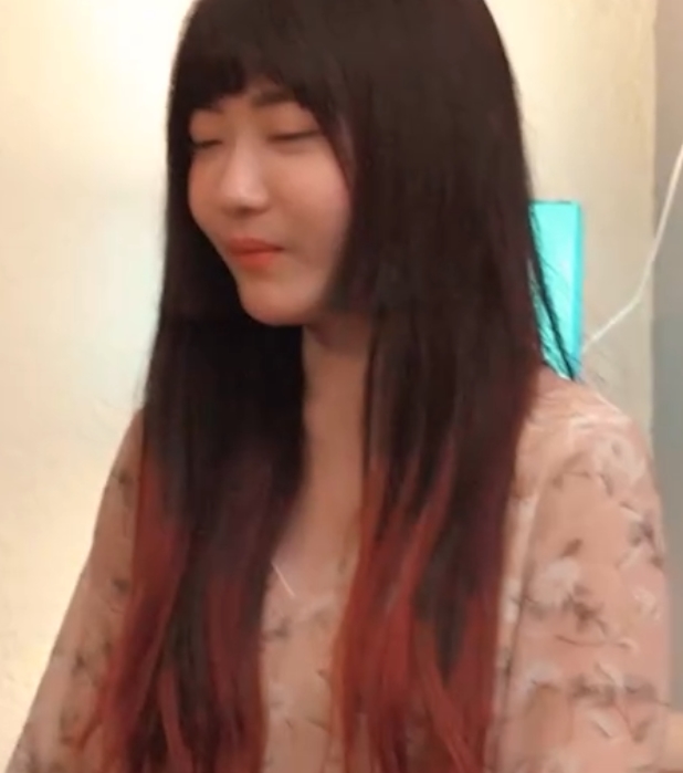 收藏珍藏！沈娜娜（璃奈酱）视频合集，总计83个视频，共计49.5G，附带与李学凌的聊天记录，笑容灿烂，正能量满满！百度云/115资源