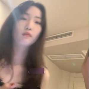 火爆大罩杯妹子震撼登场！57v28.8g视频珍藏，老资源百度ED2K热度不减