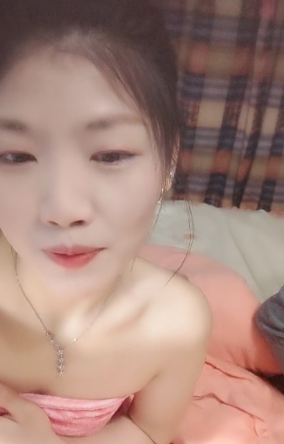 河北小少妇清雅婷27v46.7g，收藏165，百度ED2K新增16v