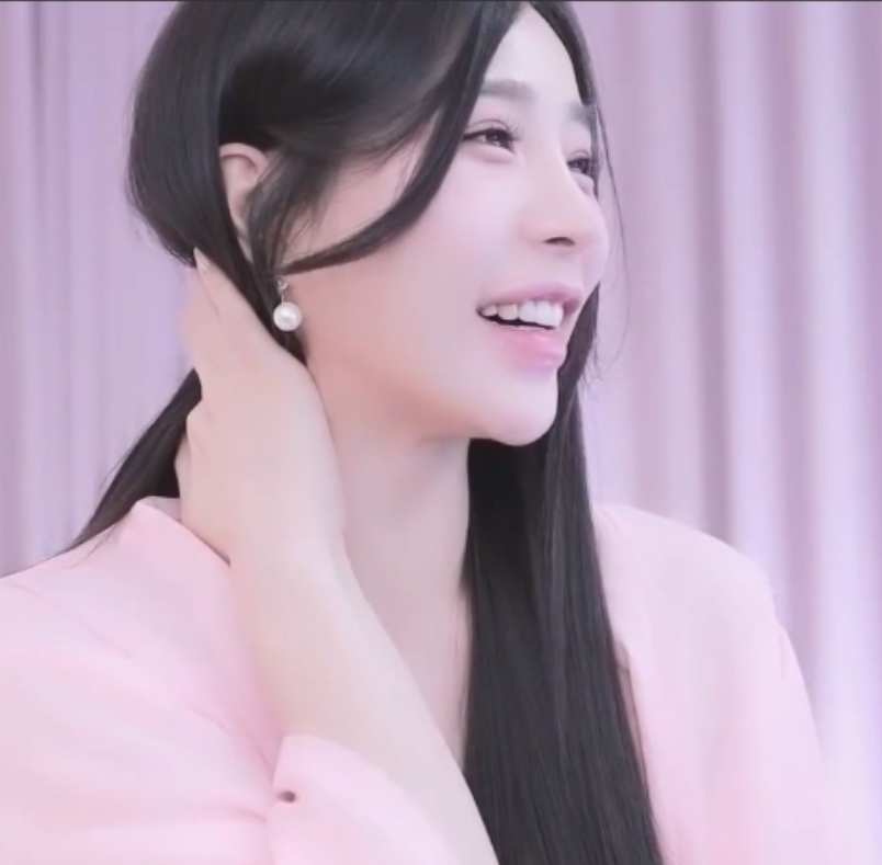 高恩珠：逗趣热舞视频合集，163个视频百度ED2K收藏