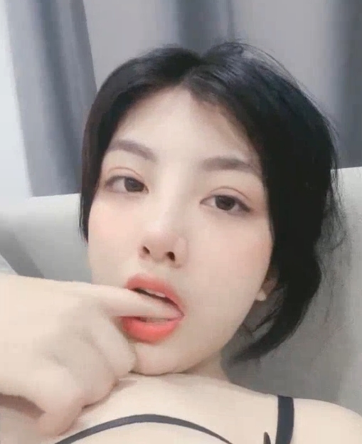 火辣G奶大bobo184v107g视频合集，百度收藏破200！