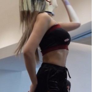 女团成员韩雅热舞视频下载，大小17v3.2g，百度115可收藏