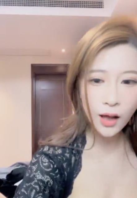 御姐张柏芝大罩杯G奶鲍汁互动表演，纯天然漂亮百度盘下载6V+2.4G