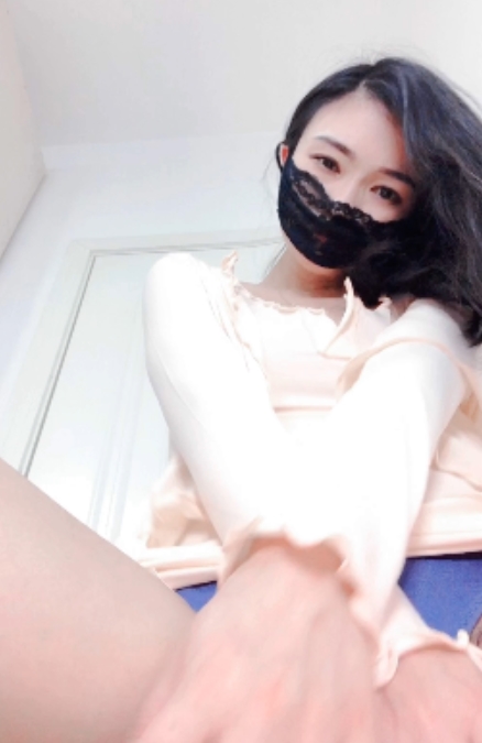 主播哆哆直播精彩视频[16V/2.45G]，百度云分享解压码在文件里