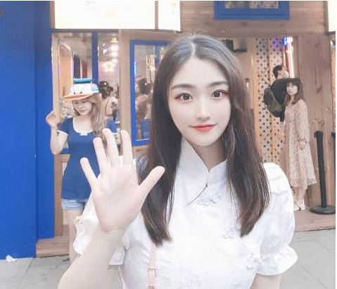 南航空乘幽会：教育把玩大奈丰腴视频