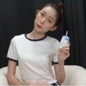 性感baby热裤脚1V+2.32G百度云资源