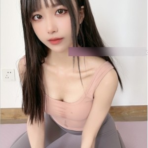 布丁大法：瑜伽垫上奇怪棒子放飞自我，法力无蓖娆56P视频+2V+1.42GB内容！