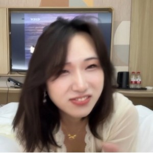 高质量伪娘邢曦月20v精品合集9.3G视频百度盘，不容错过！