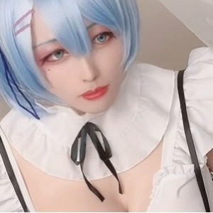 可爱小伪娘momo酱冲爆rb！百度盘转载nv+10g视频