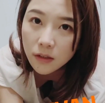 Lyain：音乐才女高颜值女神，极度反差露脸视频10V+1.54GB