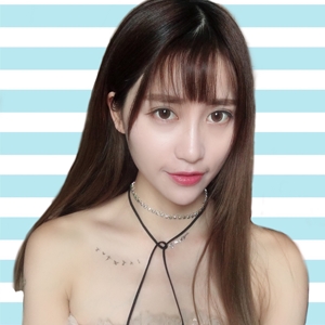 小结巴网红私拍资源合集：稚嫩的高中美少女，穿着短裙，美丽的皮肤，3.3G视频资源