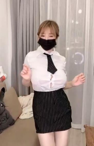 虎牙女神周大萌抖音稀缺有尺度视频40.9G完整合集