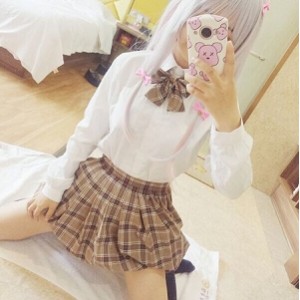 社保姬与怪蜀黍：乖妹子剧情片，5集2.24g，厨房热情尴尬互动