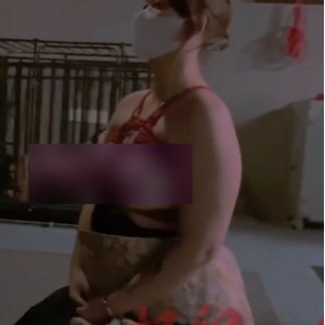 奴印文化指教优质身材反差妹子，下雪喝圣水玩人体蜈蚣，51V+1.24G视频合集