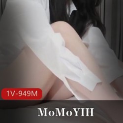 嫩粉女神MoMoYIH