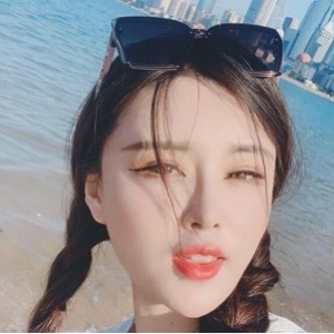 抖音女神露脸，狂野奈斯视频VIP