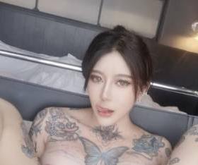 网红龙猫夫妇CarrieButterfly精彩视频资源138V，556M