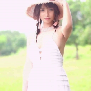 女神级内衣模特Ja失眠ineJ户外出水视频