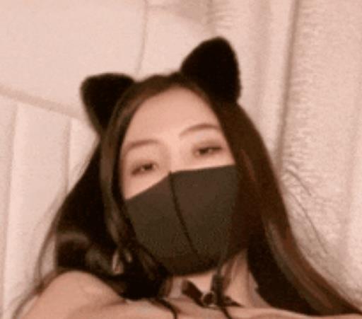 网红女神八月未央的最新私拍：长腿猫耳新作1V1.38G度盘