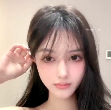 超美网红脸狂玩爆蛋视频