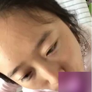潮妹子哀求爸爸C叫声射出水痉挛22V996m