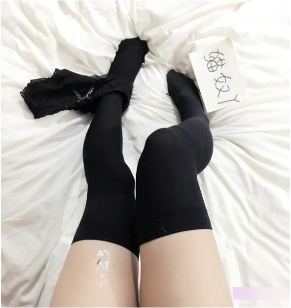 猫奴丫斗鱼最新稀缺合集！幼齿高中妹有尺度作品，奇妙抖m罗莉，人气超火爆！