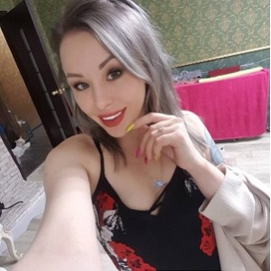 《迷人的欧美小姐姐MissAlice的精彩作品》