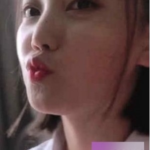 快手成熟的女人(依云)最新日常精致生活分享