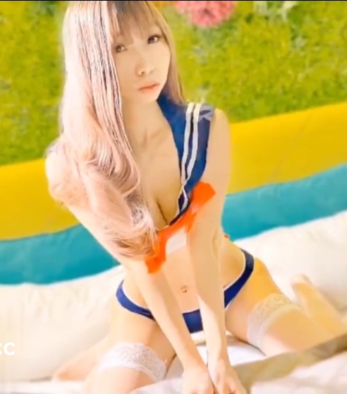 湾湾swag御用女主《Candybaby糖宝》罕见资源