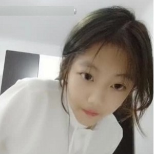 抖音网红《可乐子》有尺度自拍合集