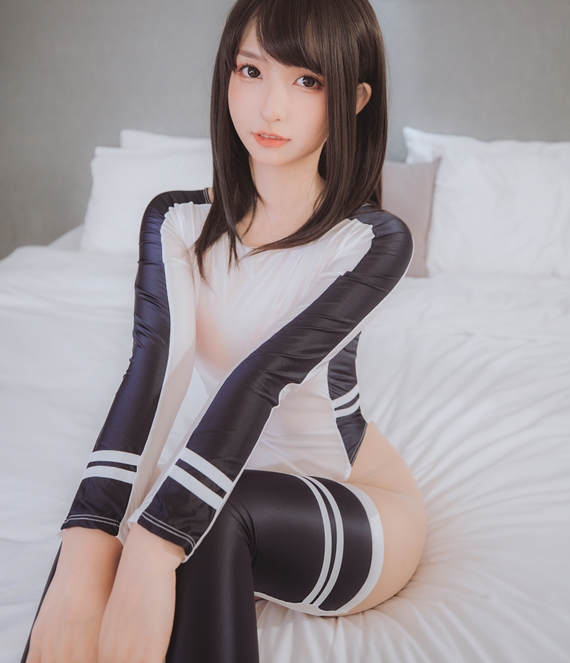 糖心vlgo-神楽坂真冬最新资源《水之形2》