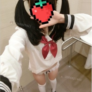 幼态合法妹子厕所黄瓜+圣诞节