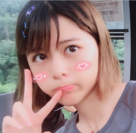 有尺度cos微博网红《眼酱大魔王w》Twitter上班前绝版合集