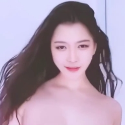 漂亮可爱女孩私房私拍流出