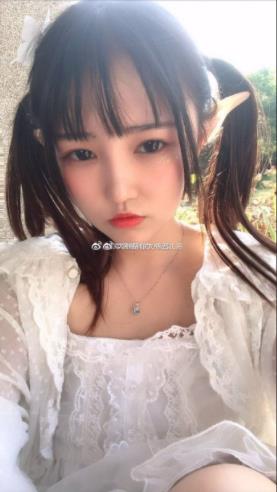 网红榨汁机《青木小荷》随兴私拍单独视频合集