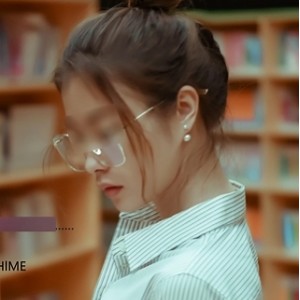 Twitter御姐百合《理万姬》和其他小姐姐深入交流系列合集