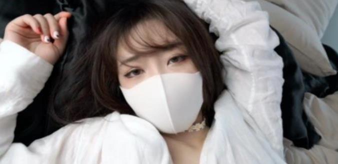 某推顶流女神（玩偶姐姐）独自练习