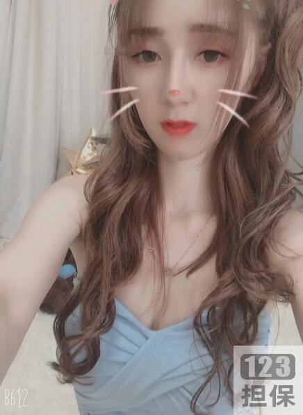 精选虎牙主播夏璃月土豪定制作品