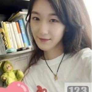 精选校花李穆轩作品+私照大礼包