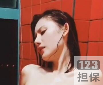 精选【极品超人气名模】极品海鲜馒头mei+xue女神-阿朱_