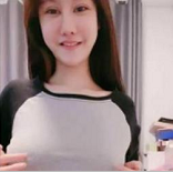 会挤牛奶的女神（耶耶奶）