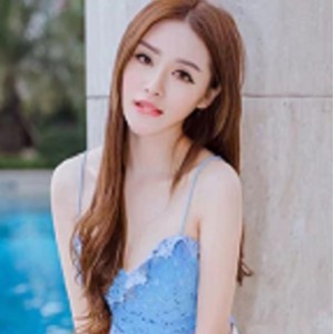 性感粉嫩女神（李夏娜）私拍