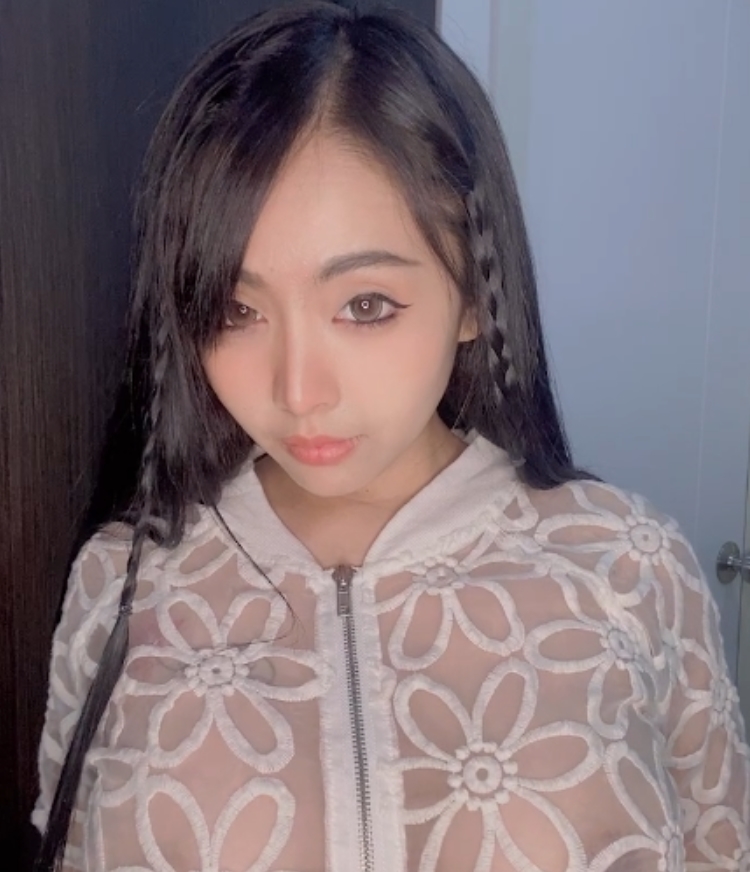 亚裔反差婊Xreindeers视频合集，210部精彩收藏，百度ED2K下载！