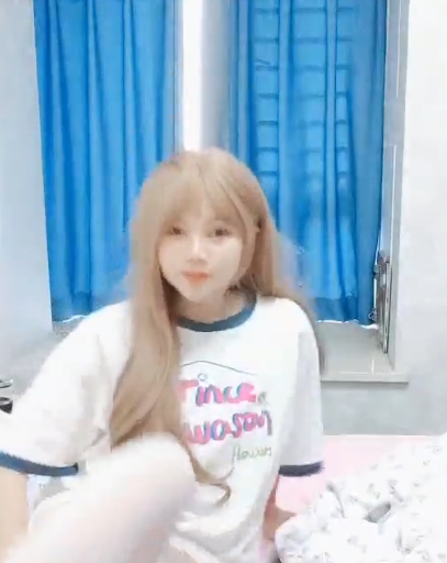 小溪早睡视频合集，37个精彩瞬间，助你轻松入眠