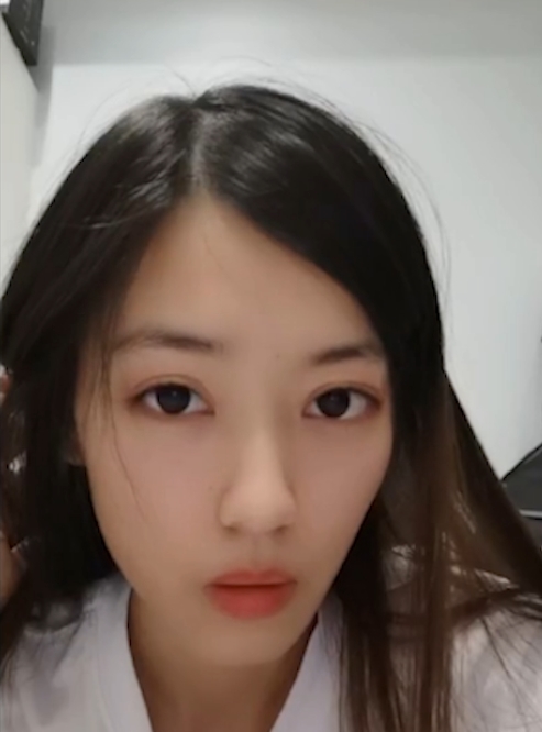 蜜桃睡不醒补充剂，25v/20g，完美收藏，助你轻松入眠！